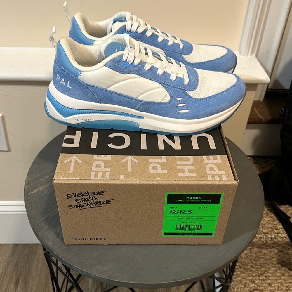 MUNICIPAL SNEAKER SIZE 12-12.5